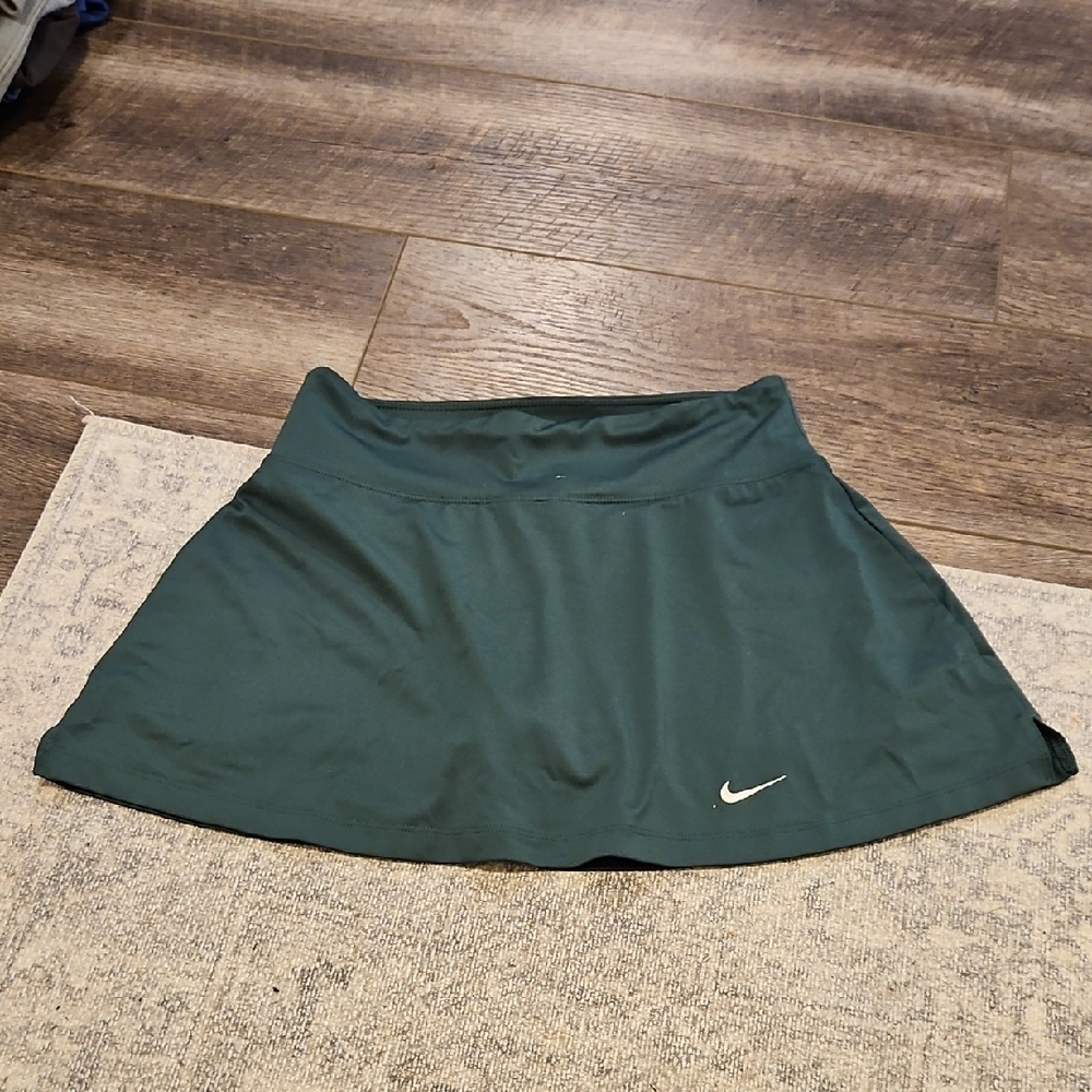 Nike Women's Green Skirt